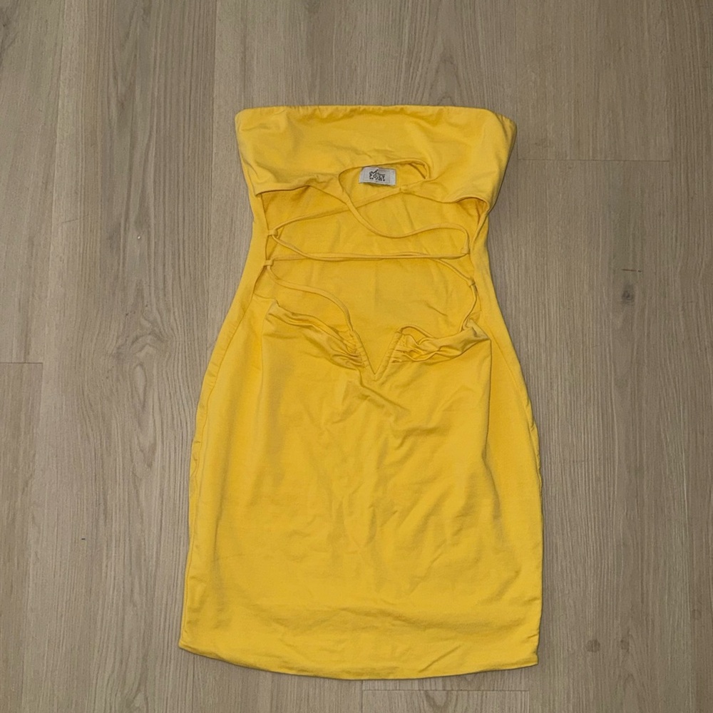Oh Polly Yellow Strapless Cut-Out Dress - Picture 4 of 4